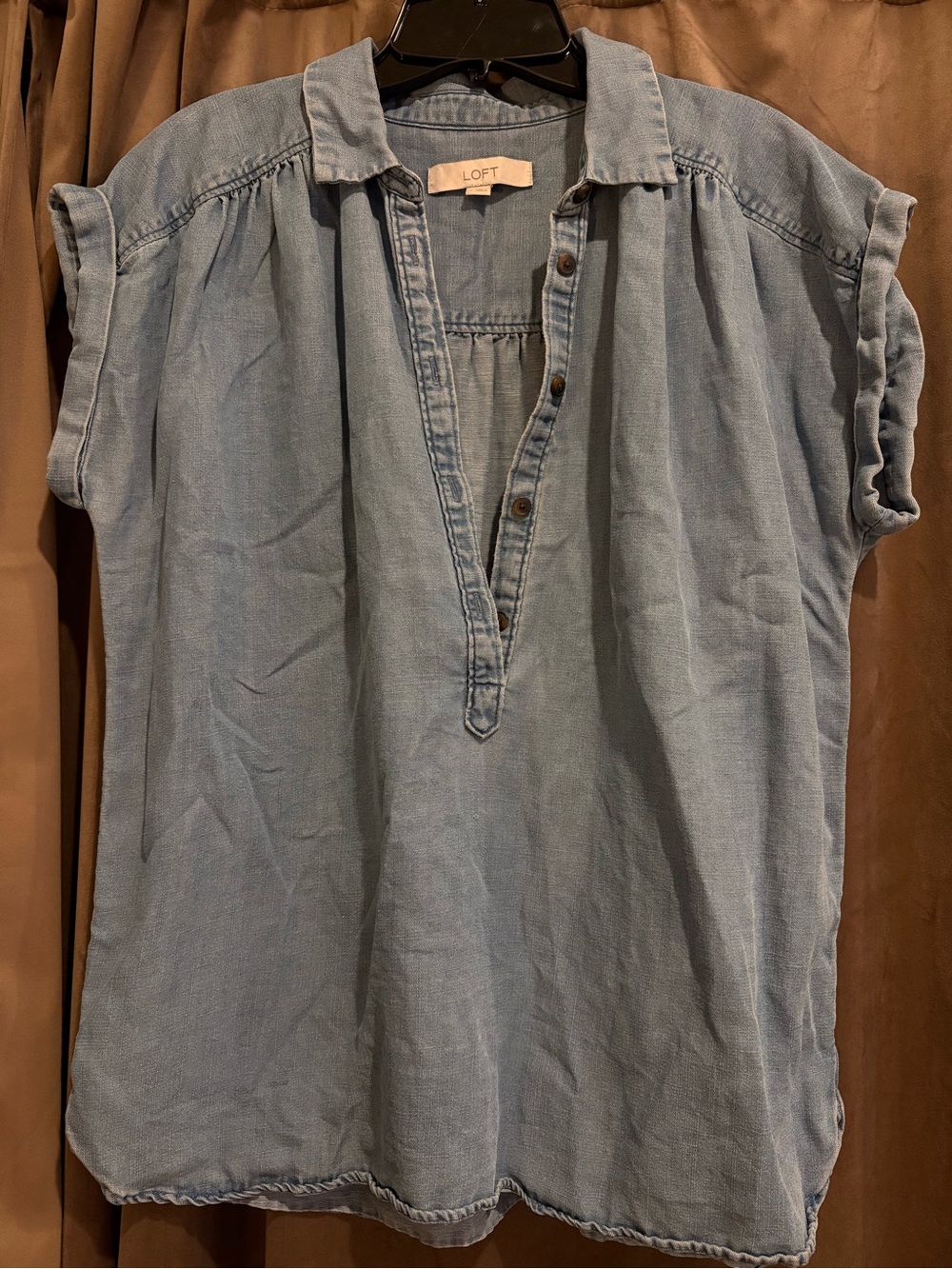 LOFT Denim Button-Front Top in Blue Size Medium